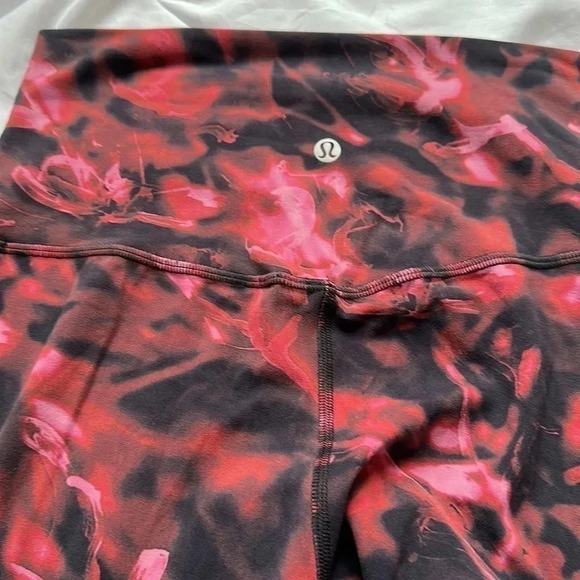 Lululemon align high rise crop intensity pink blossom size 6 - Picture 4 of 5